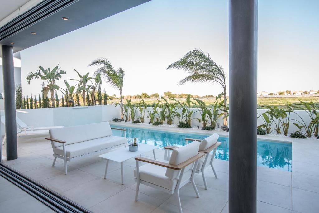 The White H Villa, Protaras, Fresh And Peaceful パラリムニ エクステリア 写真