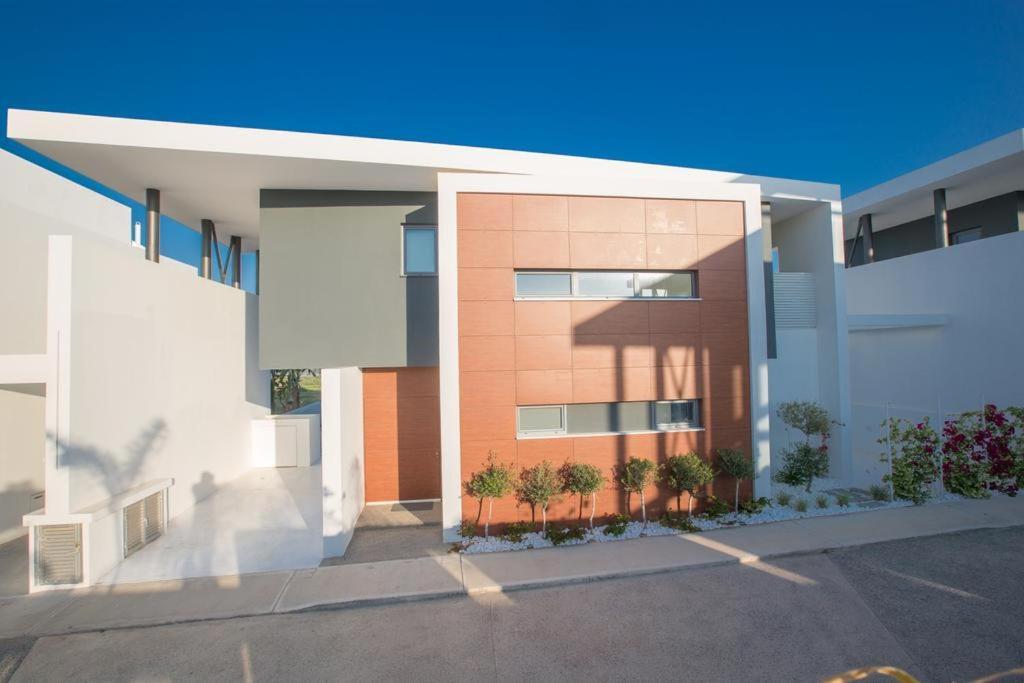 The White H Villa, Protaras, Fresh And Peaceful パラリムニ エクステリア 写真